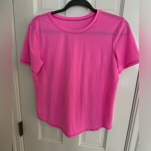 Lululemon pink shirt